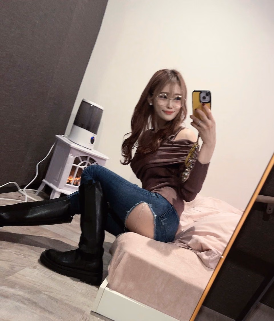 나나세 히나 14