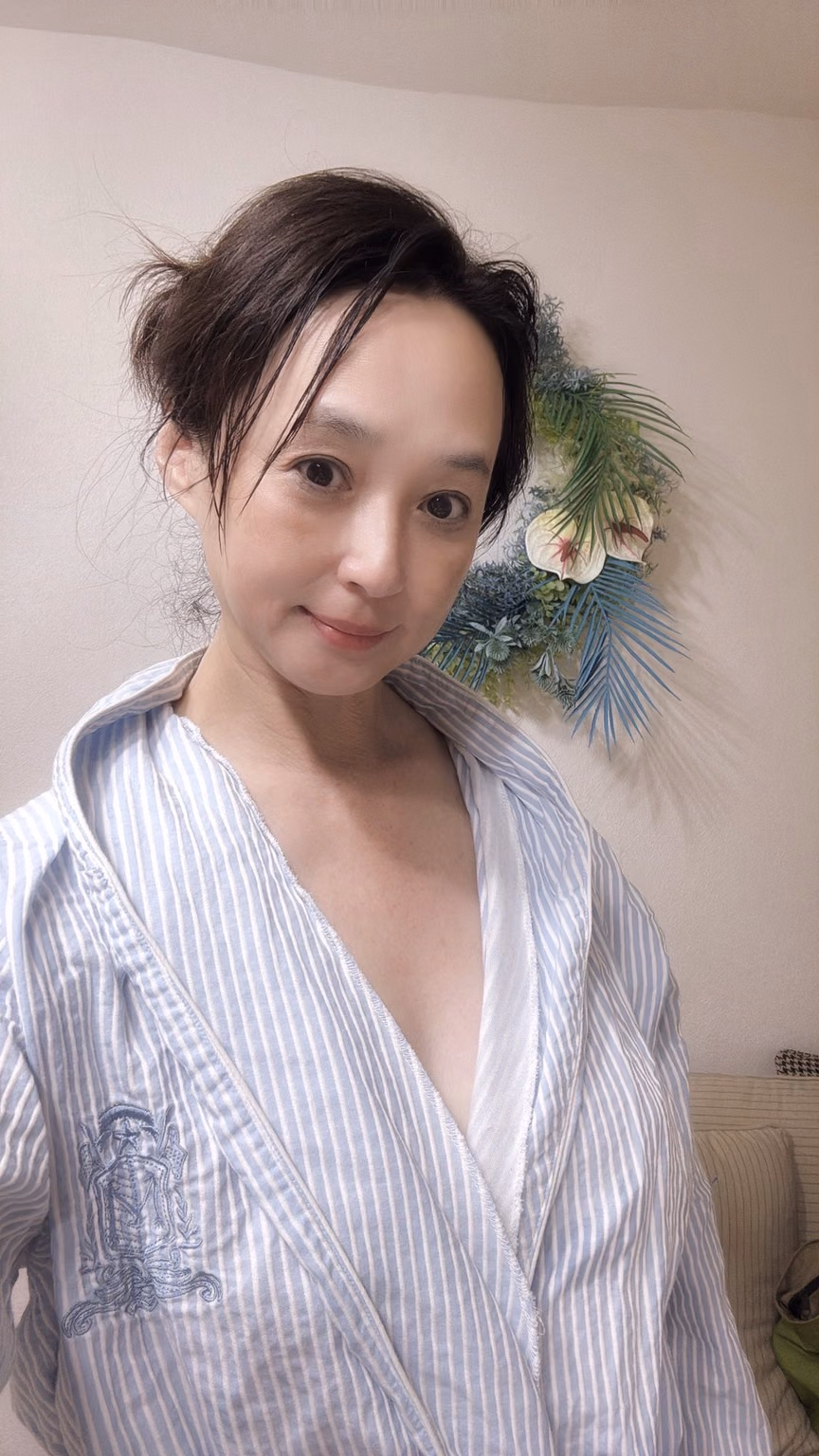 아이카와 유미 18