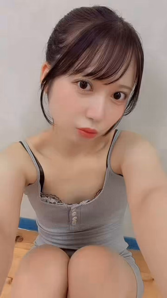 咲月ひな 15