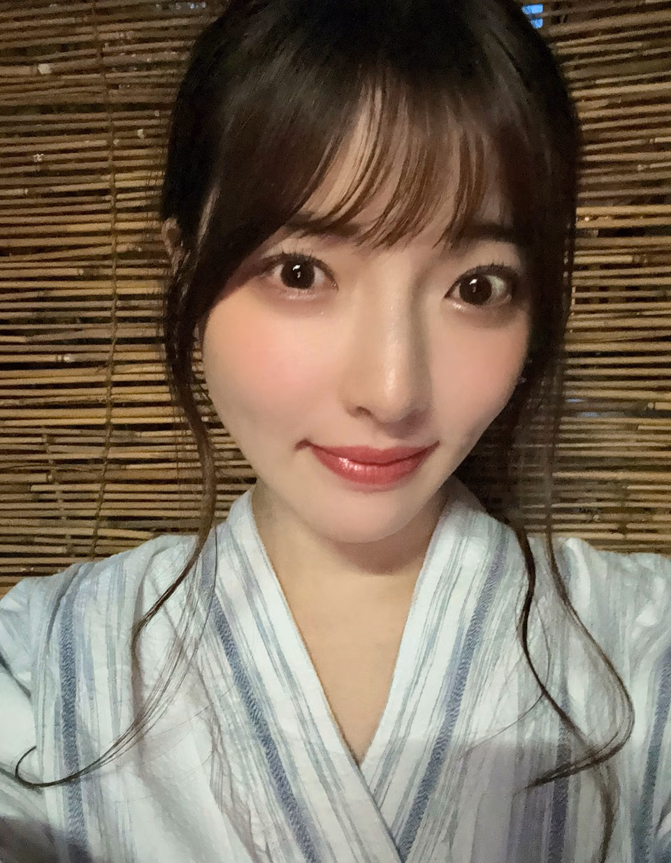 彩月七緒 33