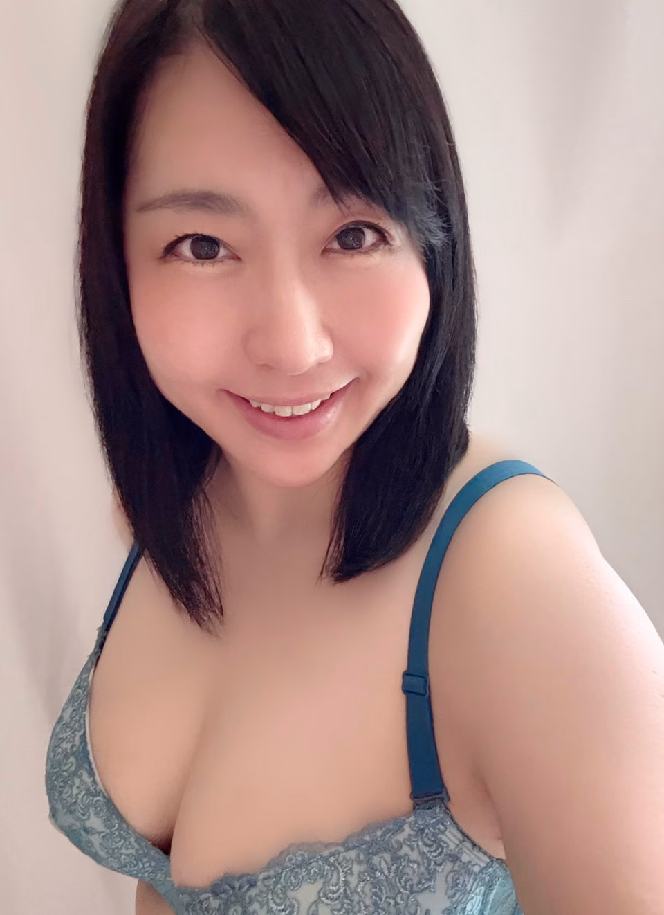 이치노세 아야메 9