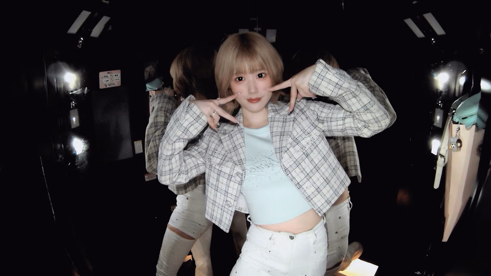 스즈미야 코토네 20