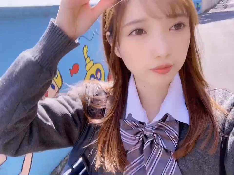 히나타 리나 16