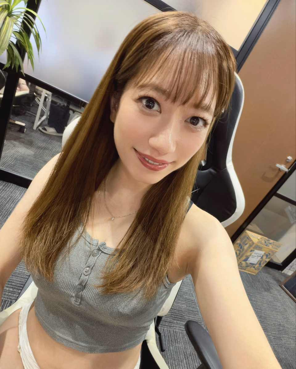 아즈마 린 27