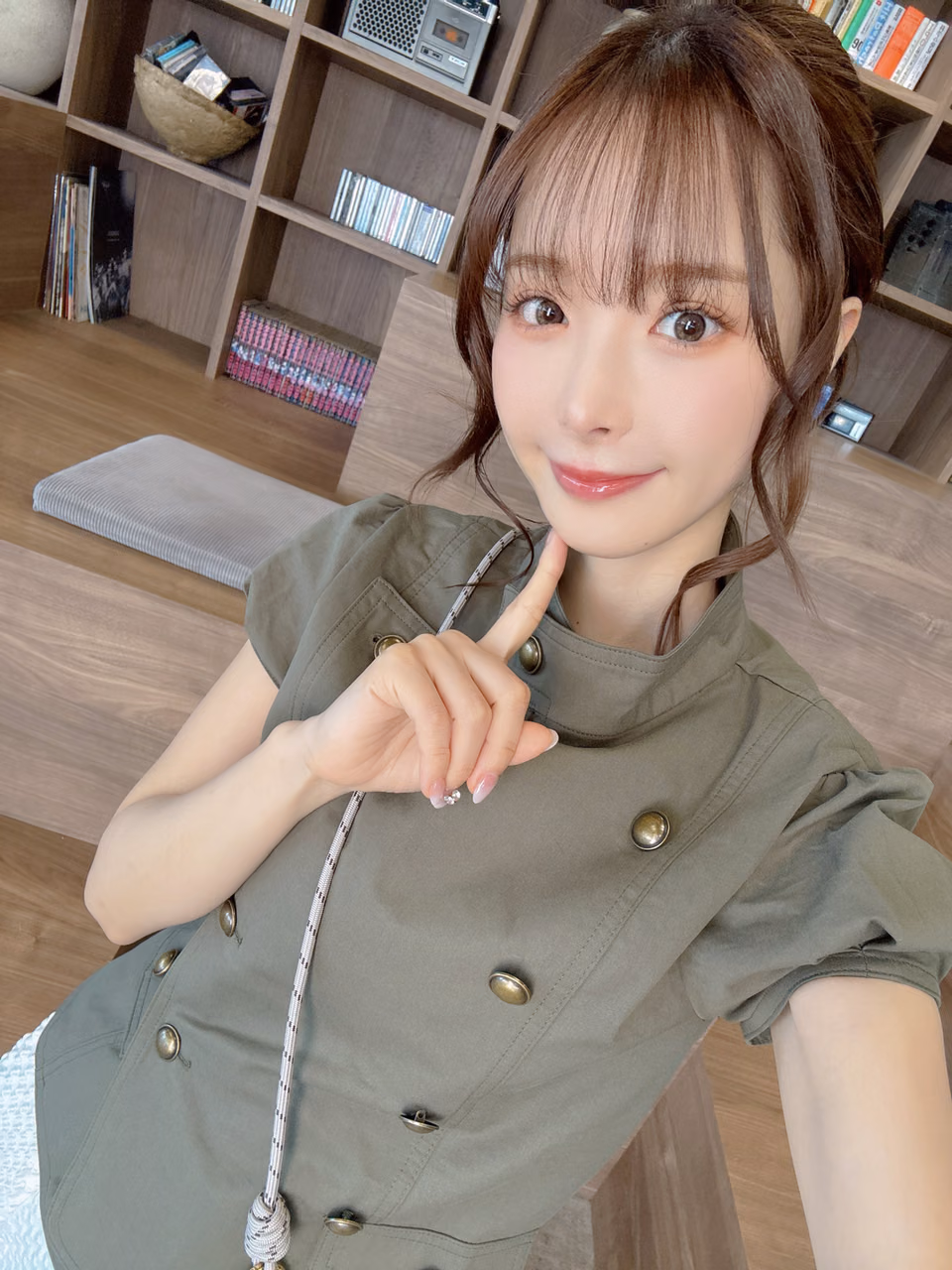 모모노기 카나 44