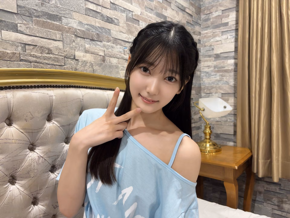 하츠미 나노카 24
