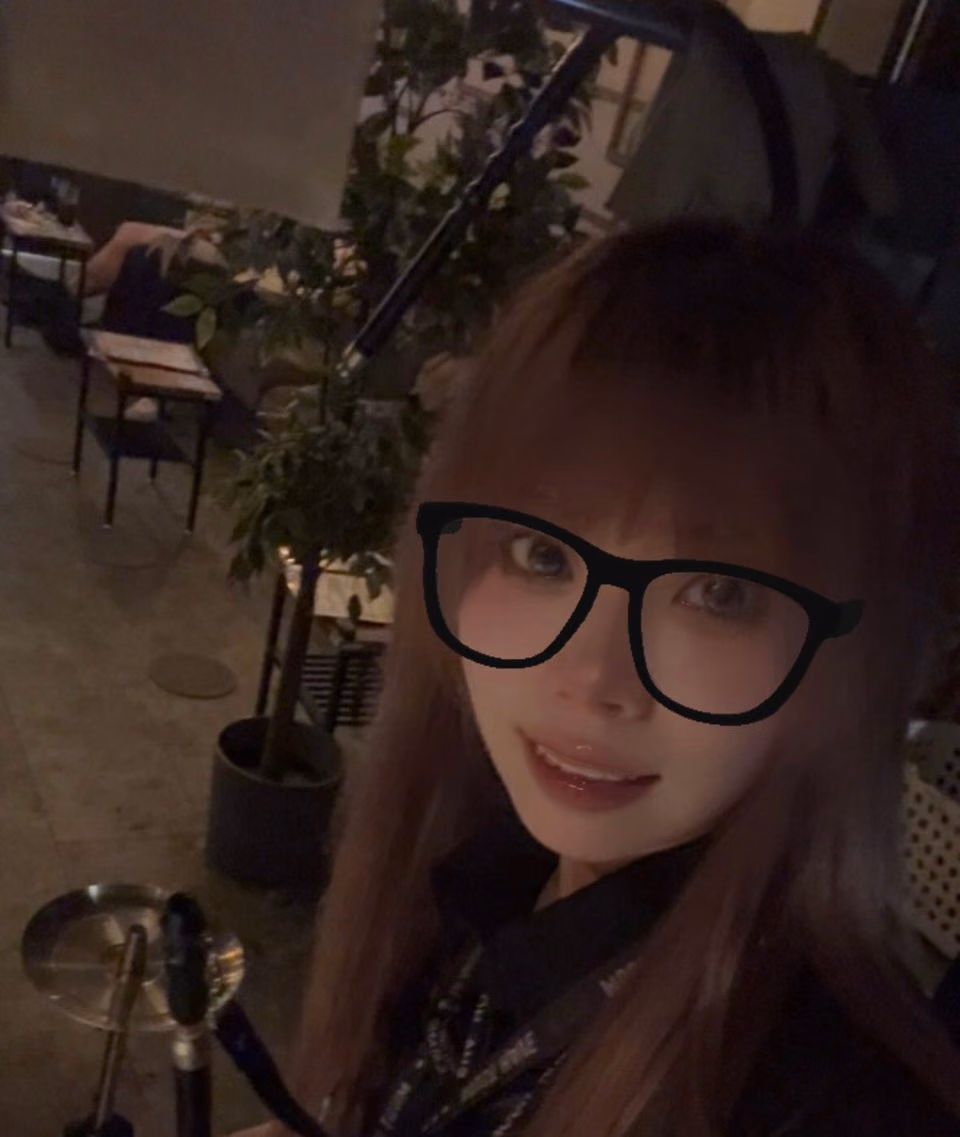유이나 사키 25