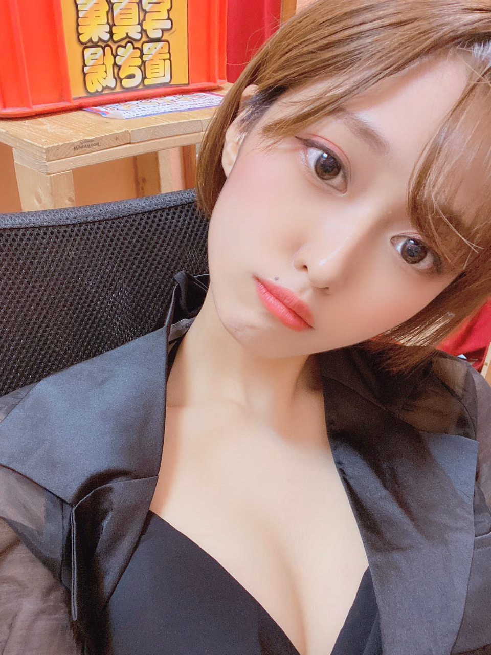 平手まな 5