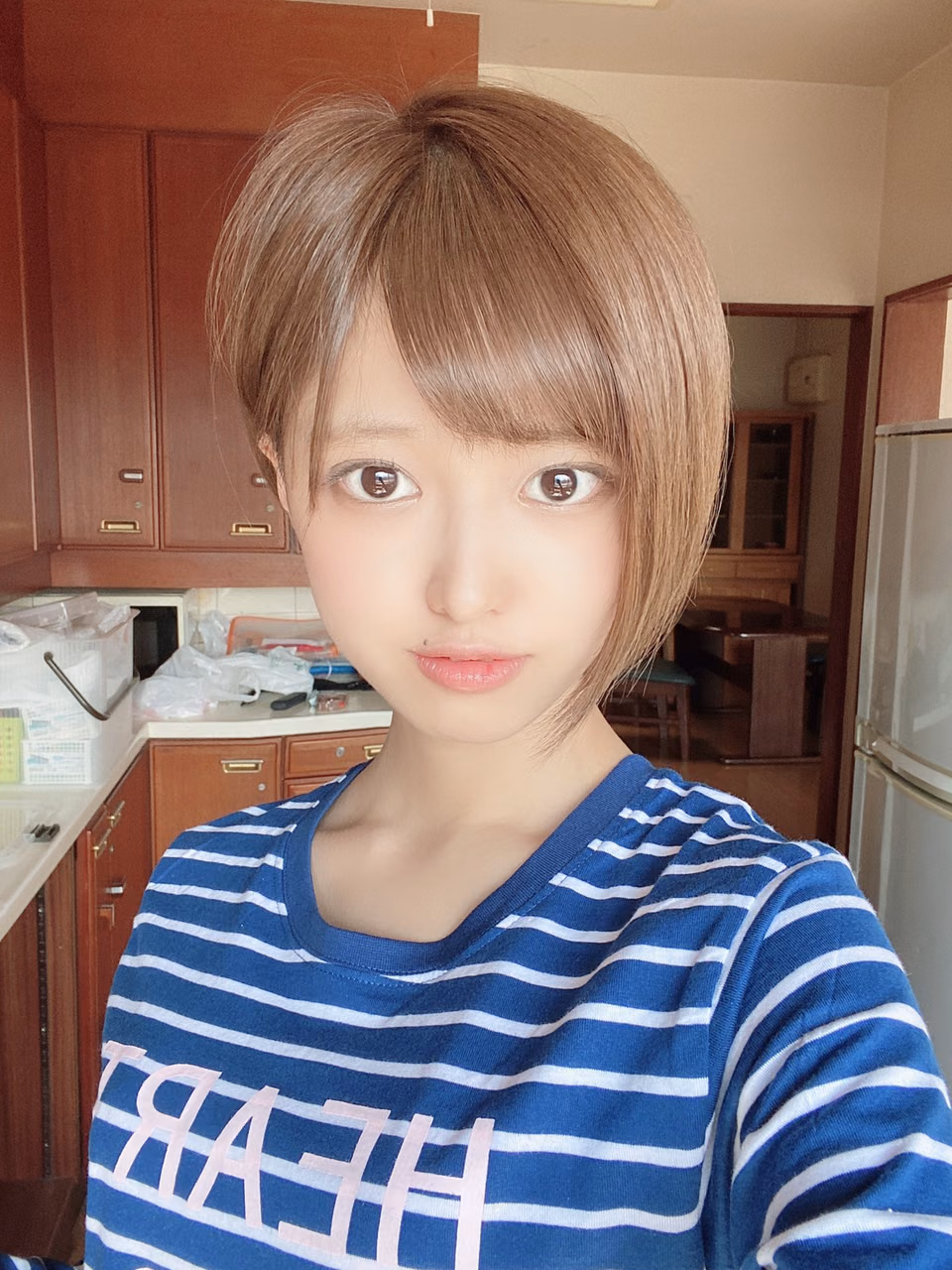 平手まな 7