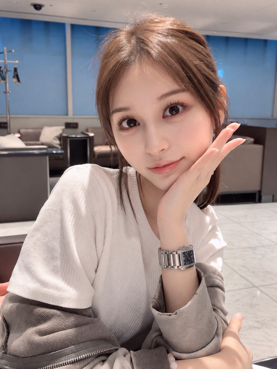시라이시 나미 6