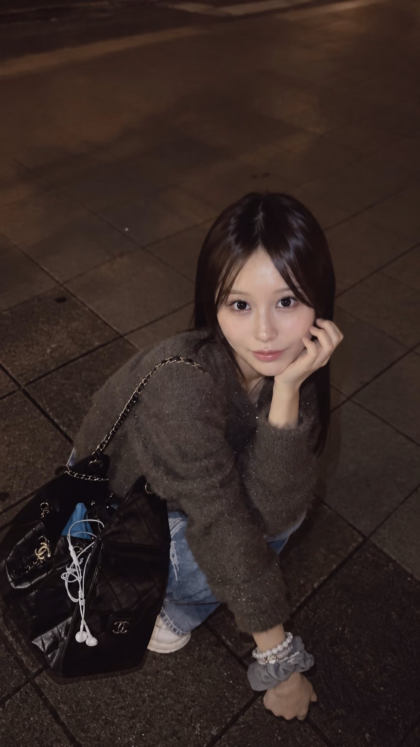 시라이시 나미 8