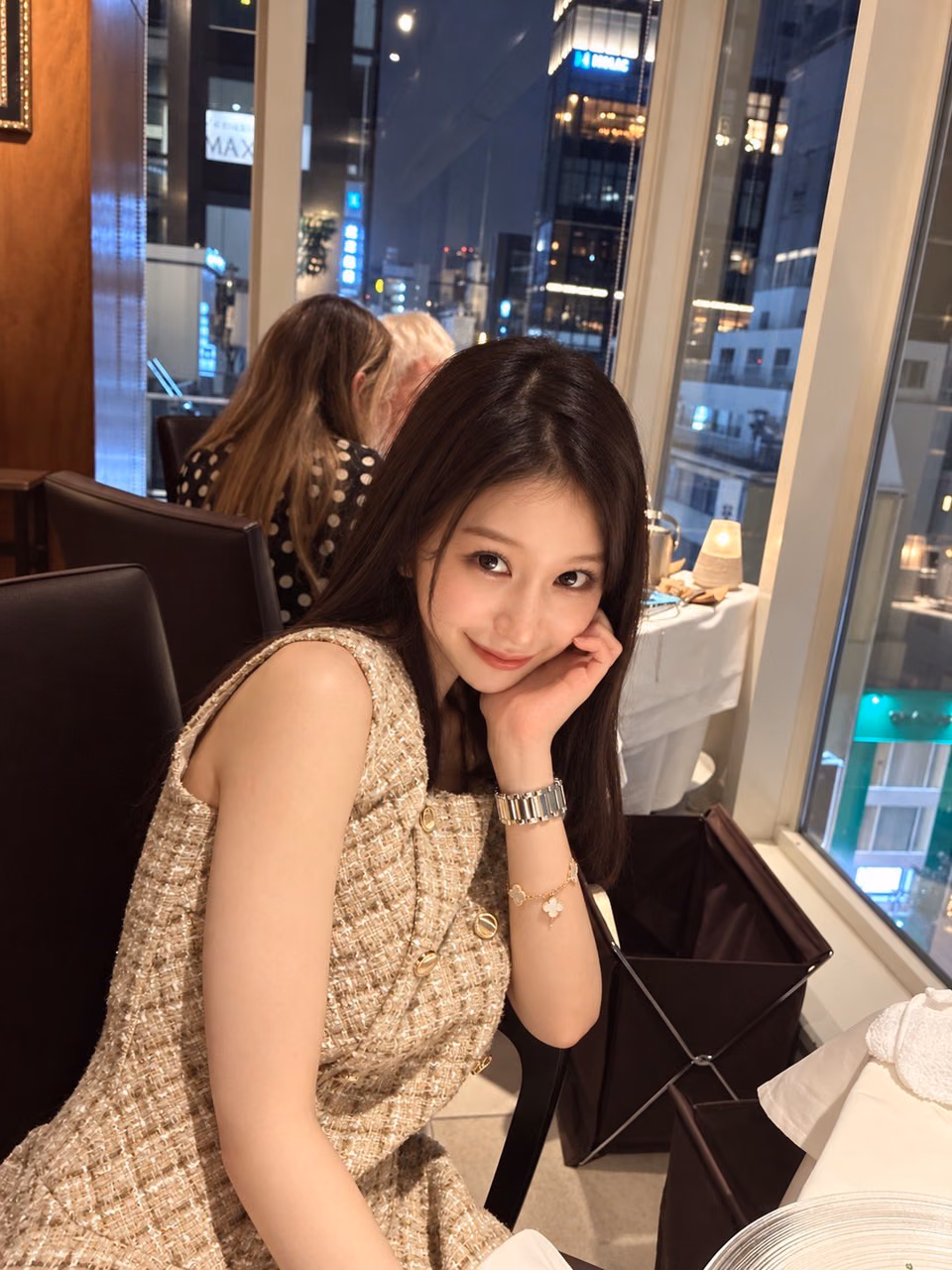 시라이시 나미 10