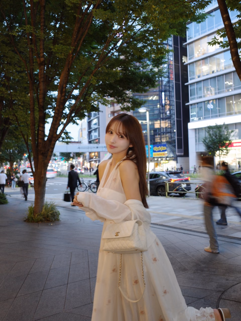 三上悠亜 75
