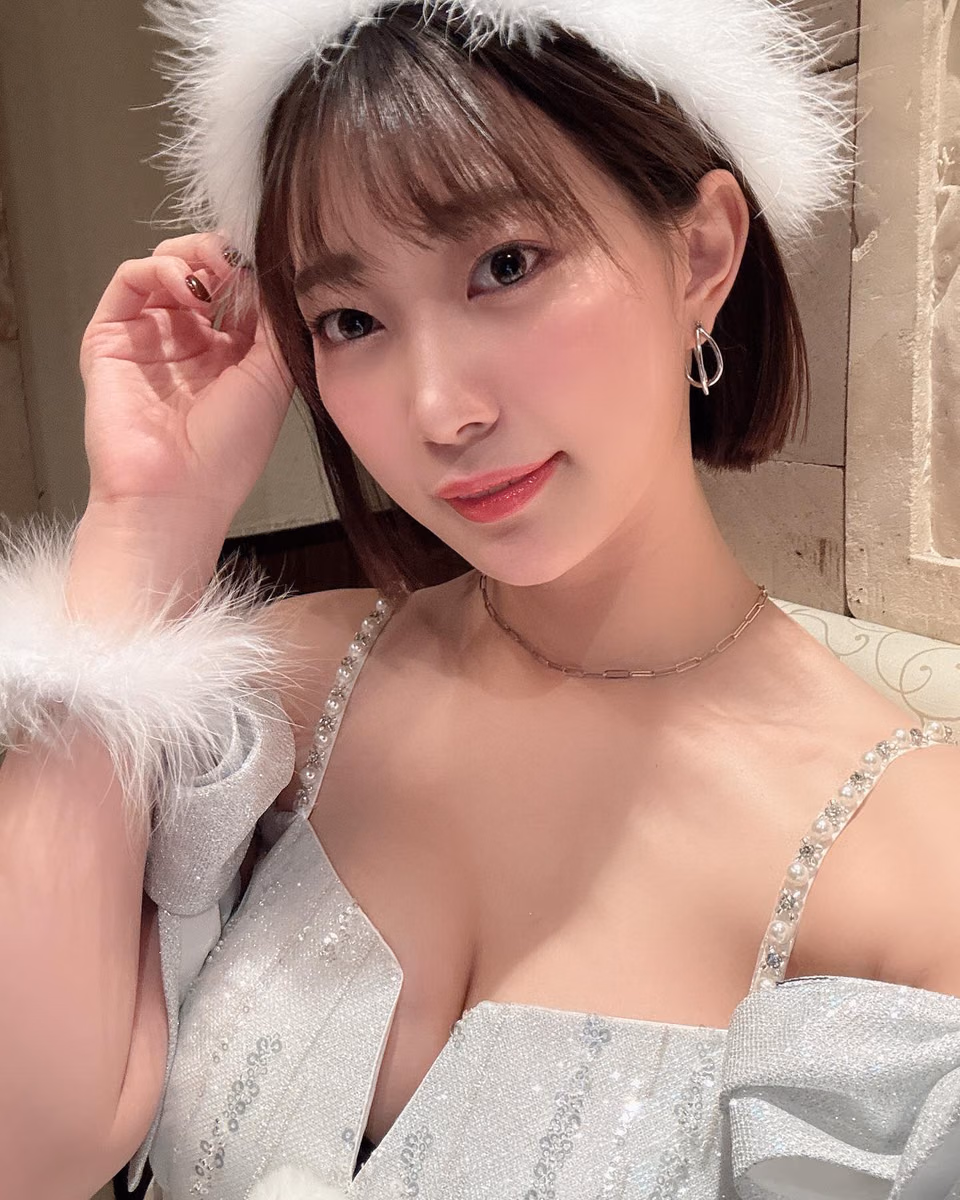 미타니 아카네 64