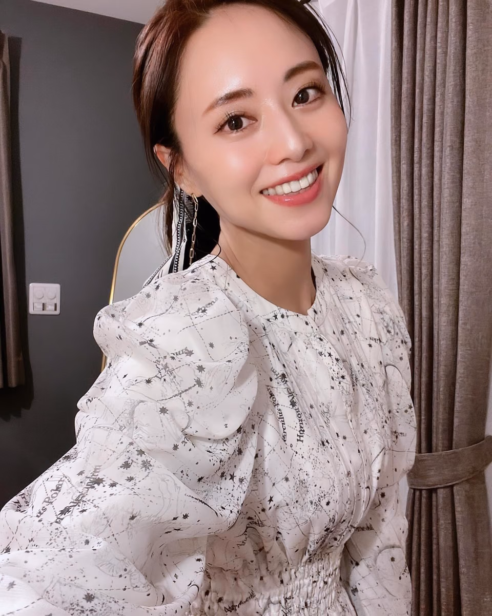 요시자와 아키호 50