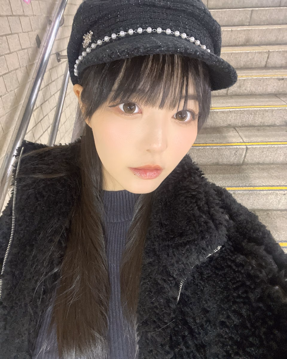 코이부치 모모나 65