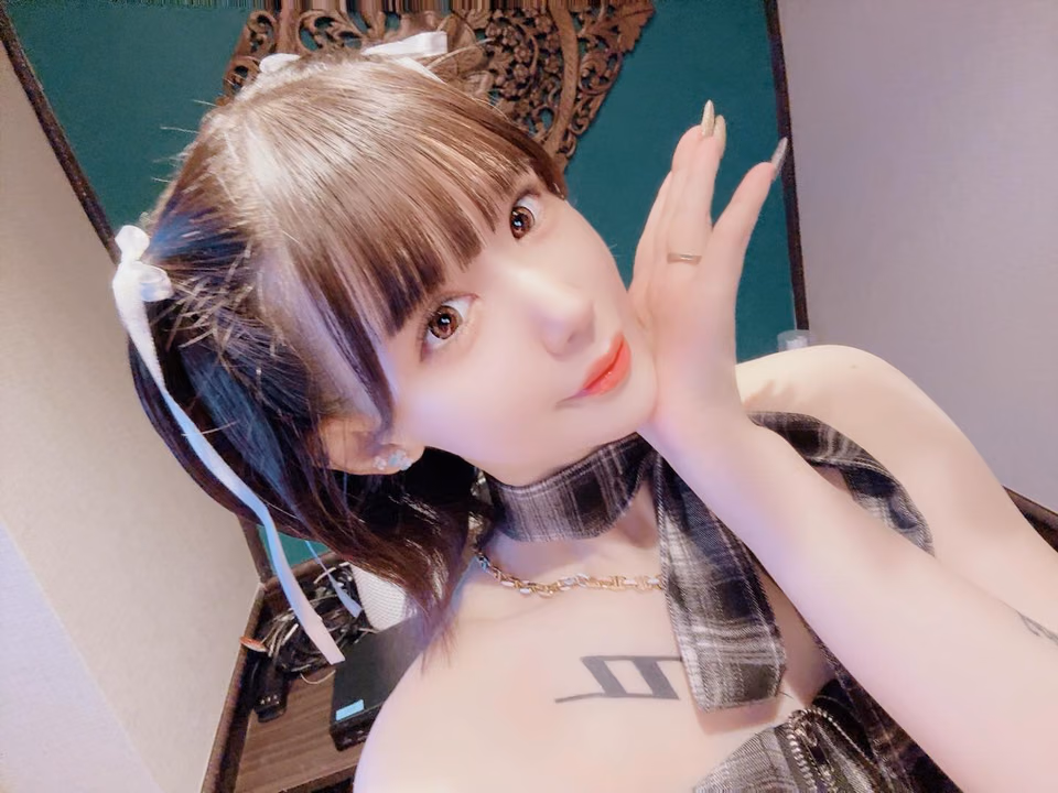 스즈미야 코토네 22