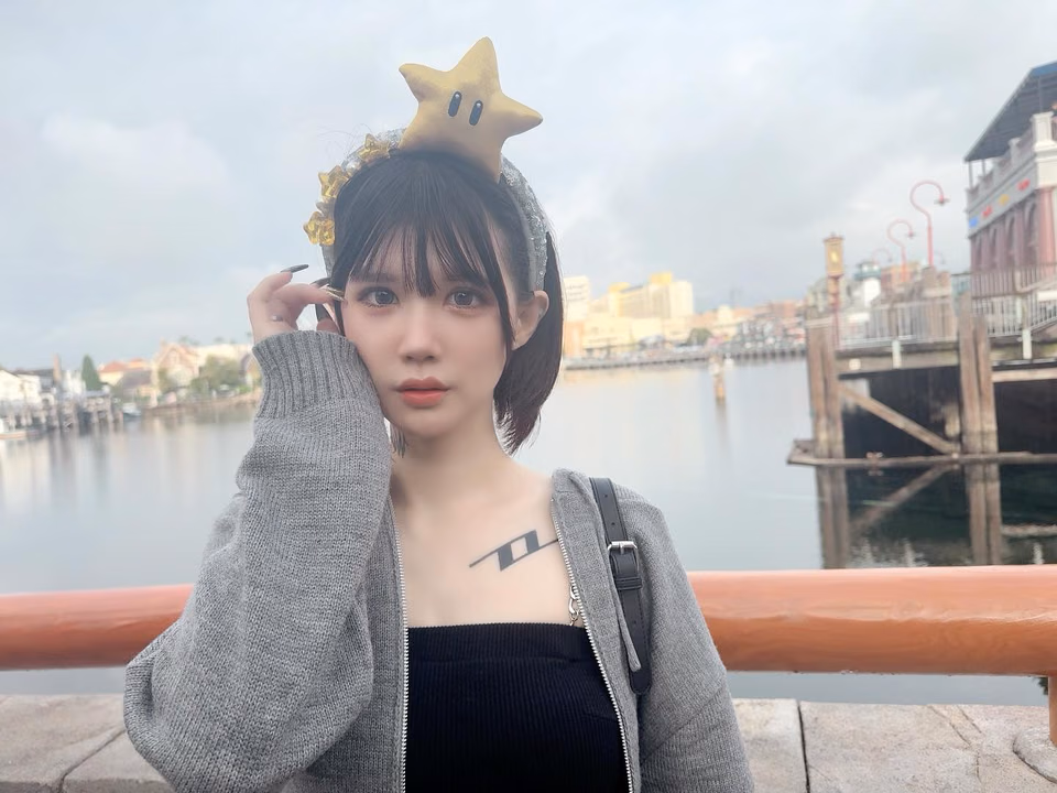 스즈미야 코토네 23