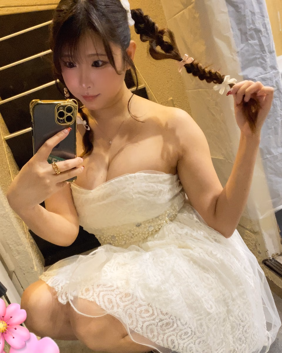 미타 사쿠라 51