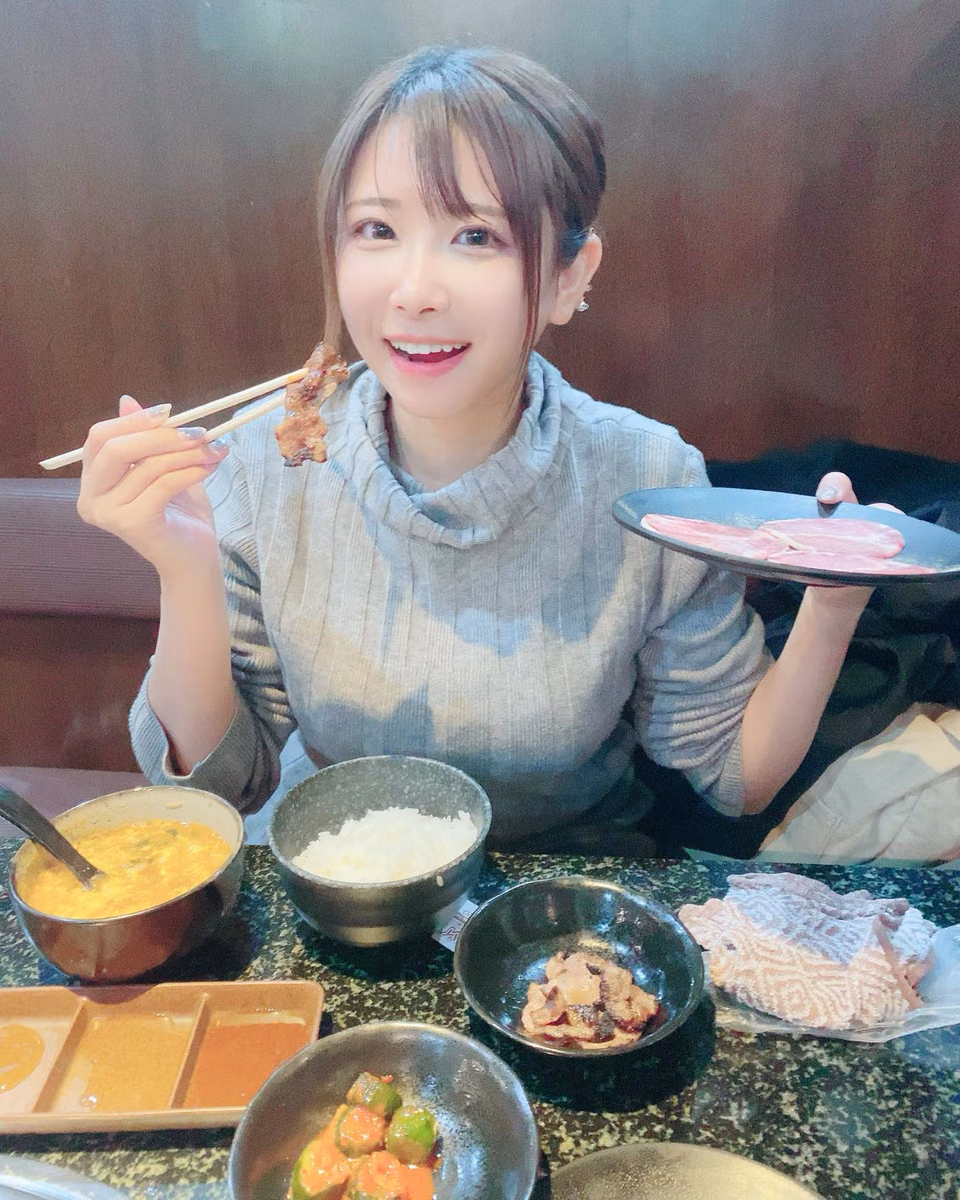 미타 사쿠라 53