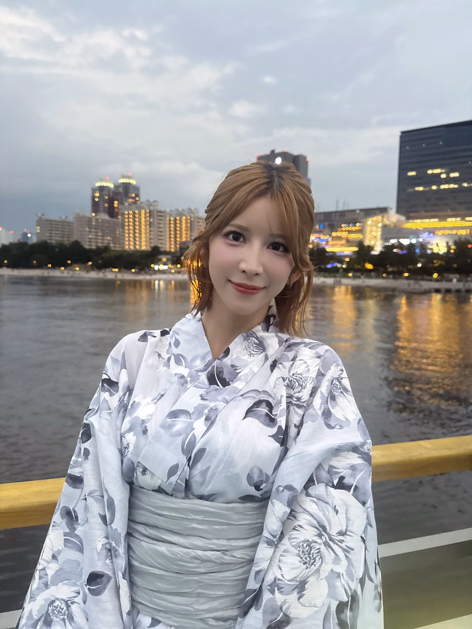 나나츠모리 리리 32