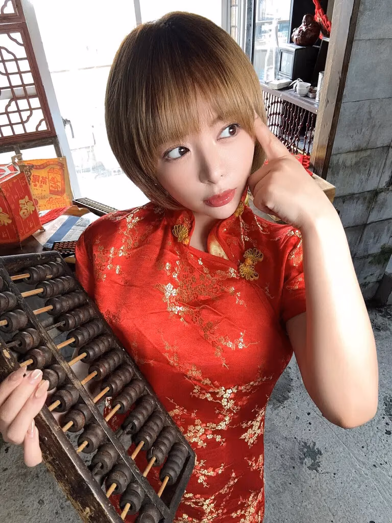 호시미 리카 8