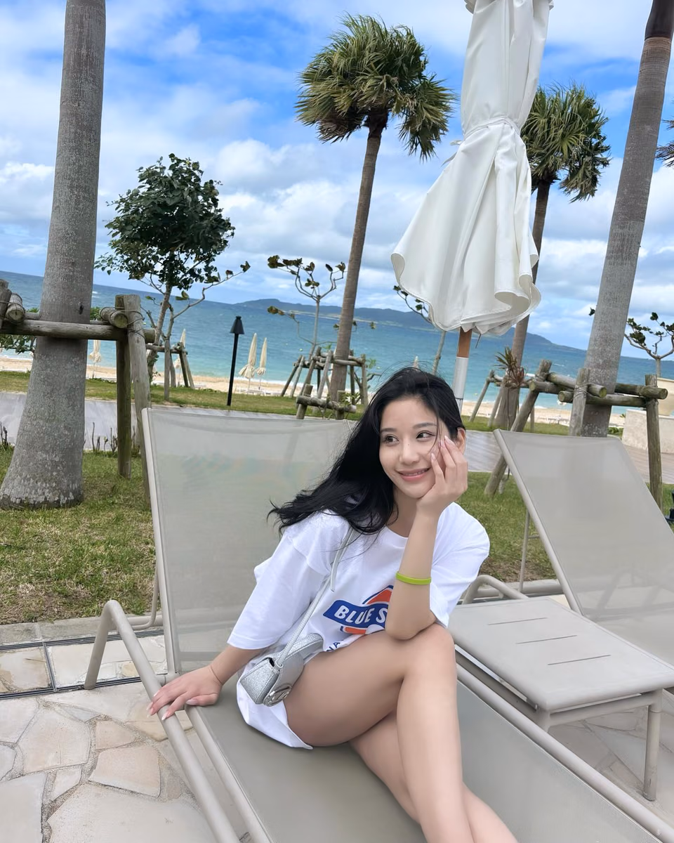 니시노 에미 60