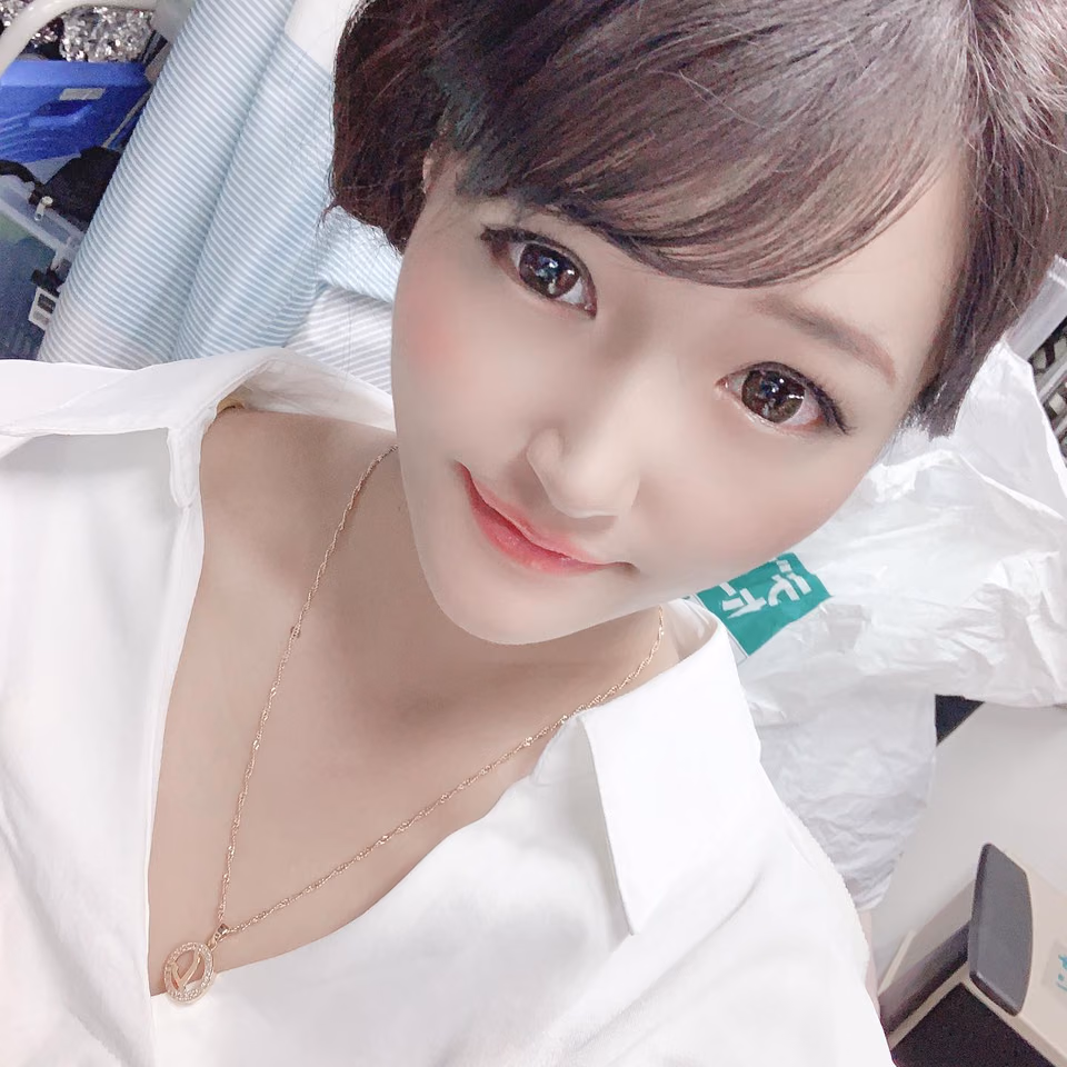 카가미 마리 26
