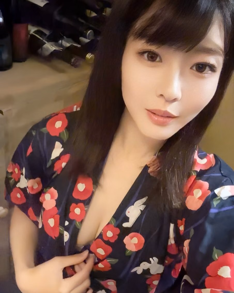 야모리 와카나 33