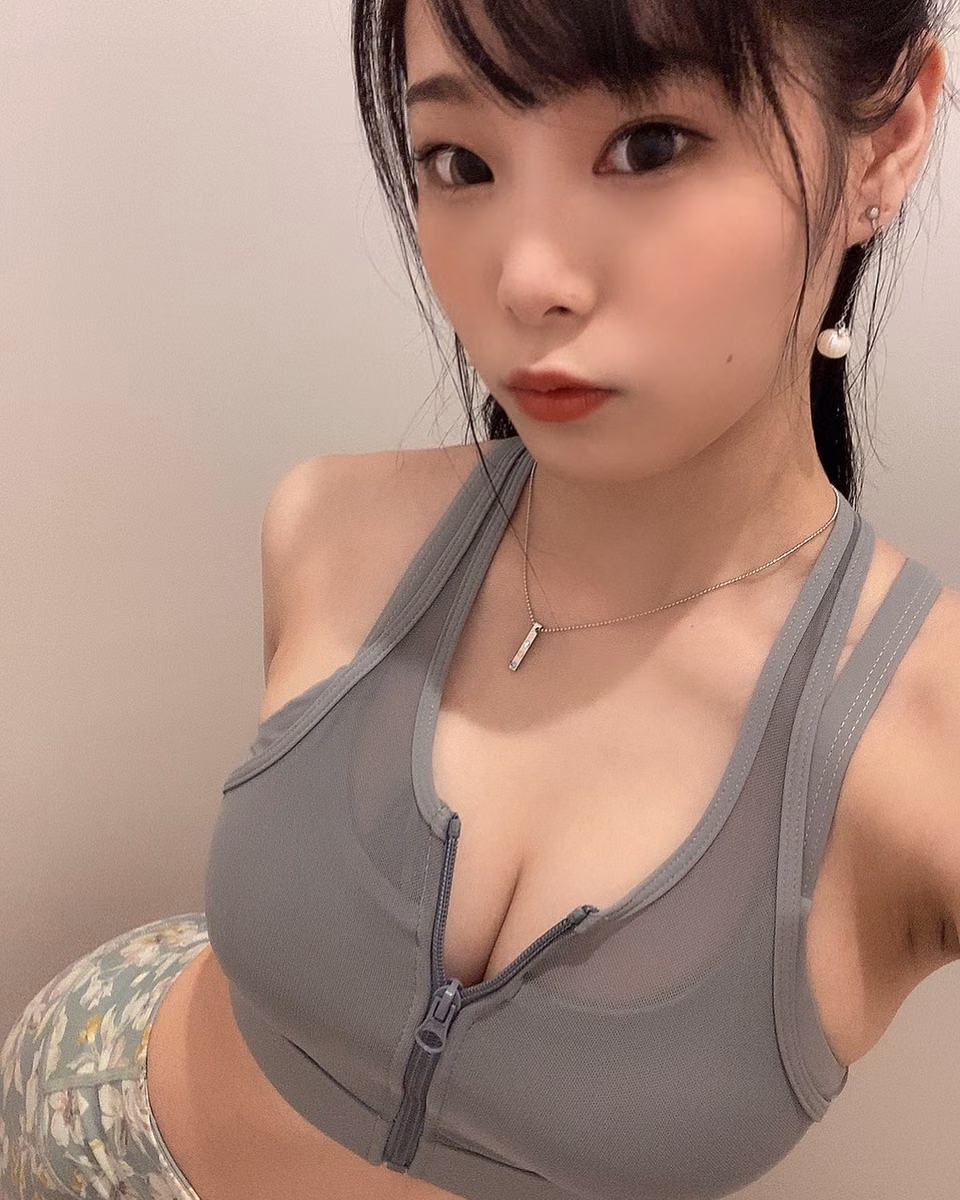 유키 리노 39