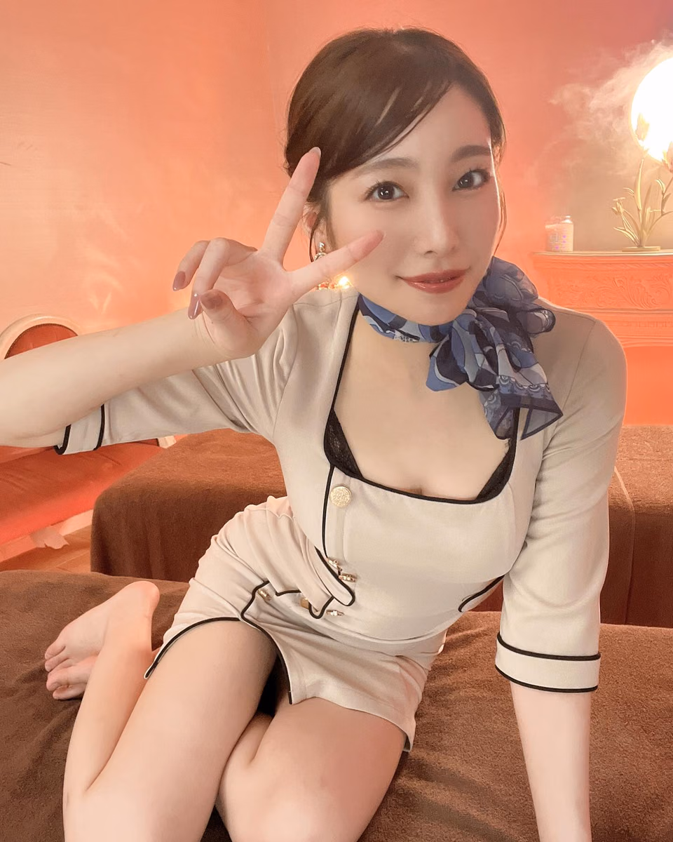 하나자토 아카리 25