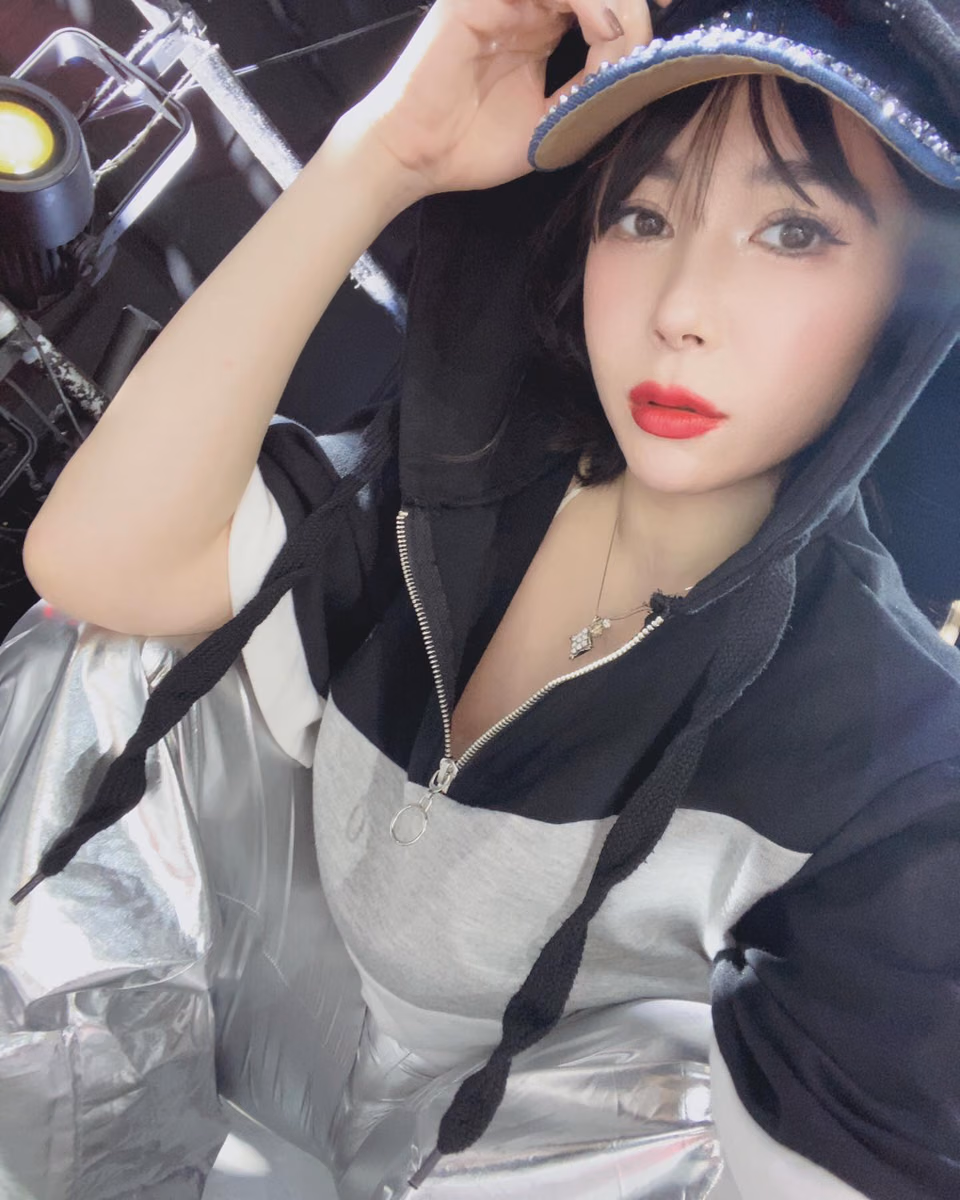 미야노 유카나 24