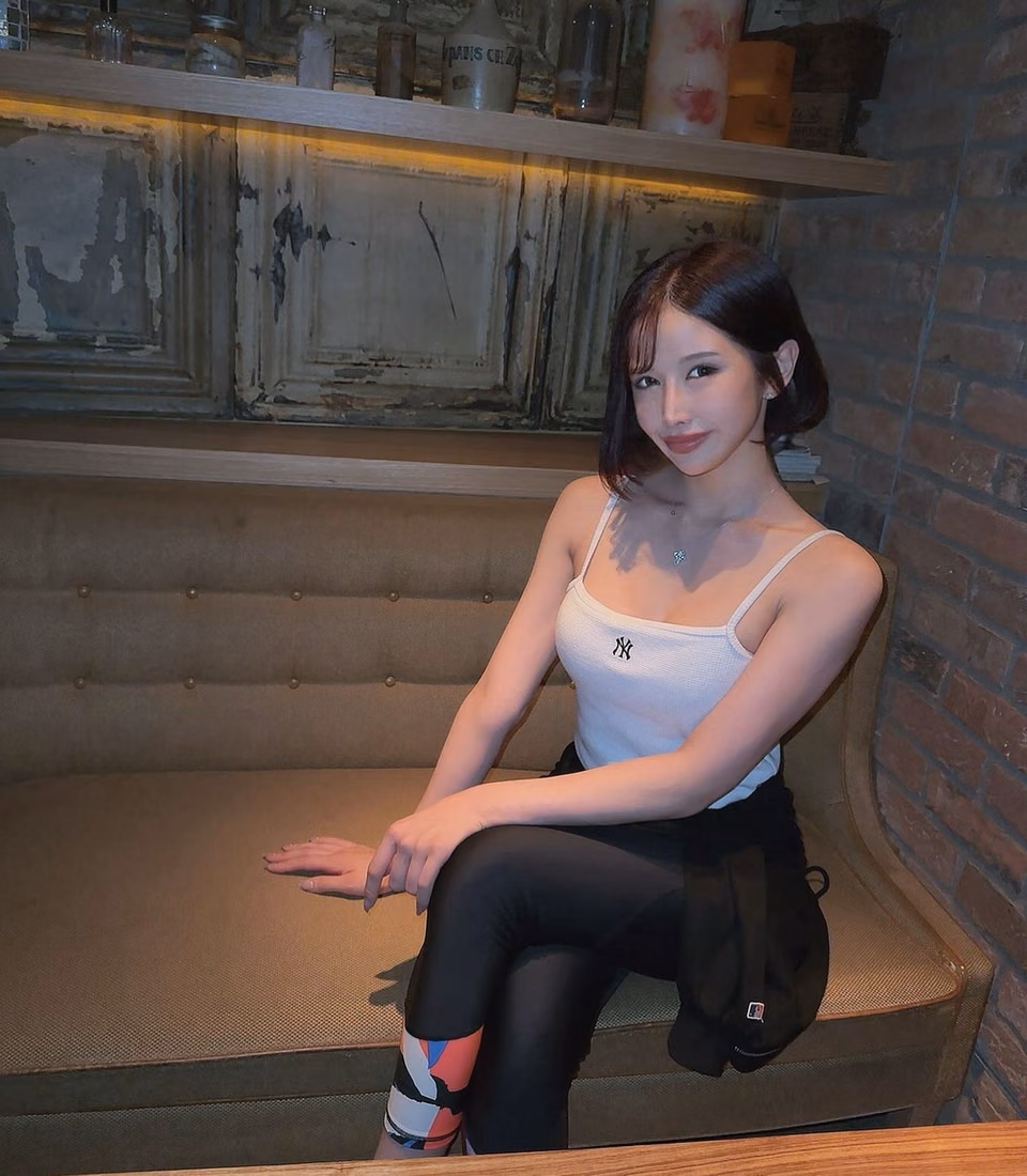 아즈마 아카리 50
