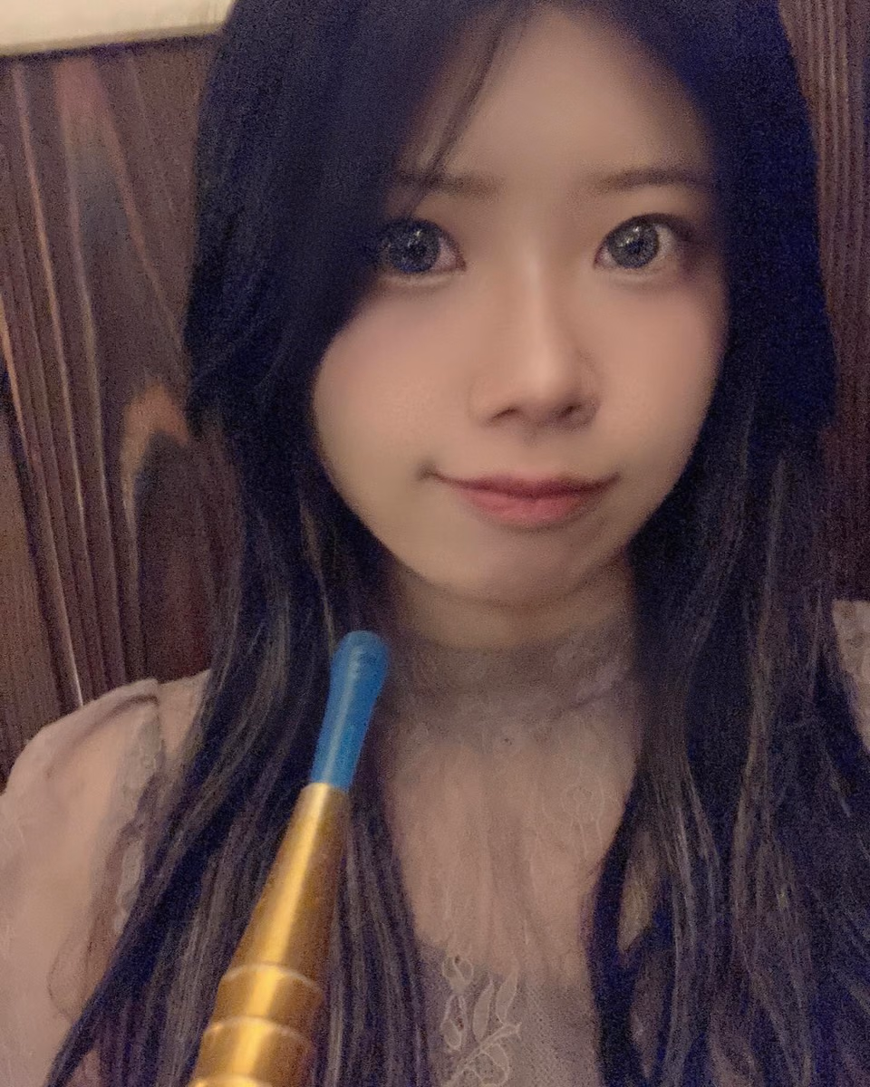 유이나 사키 33