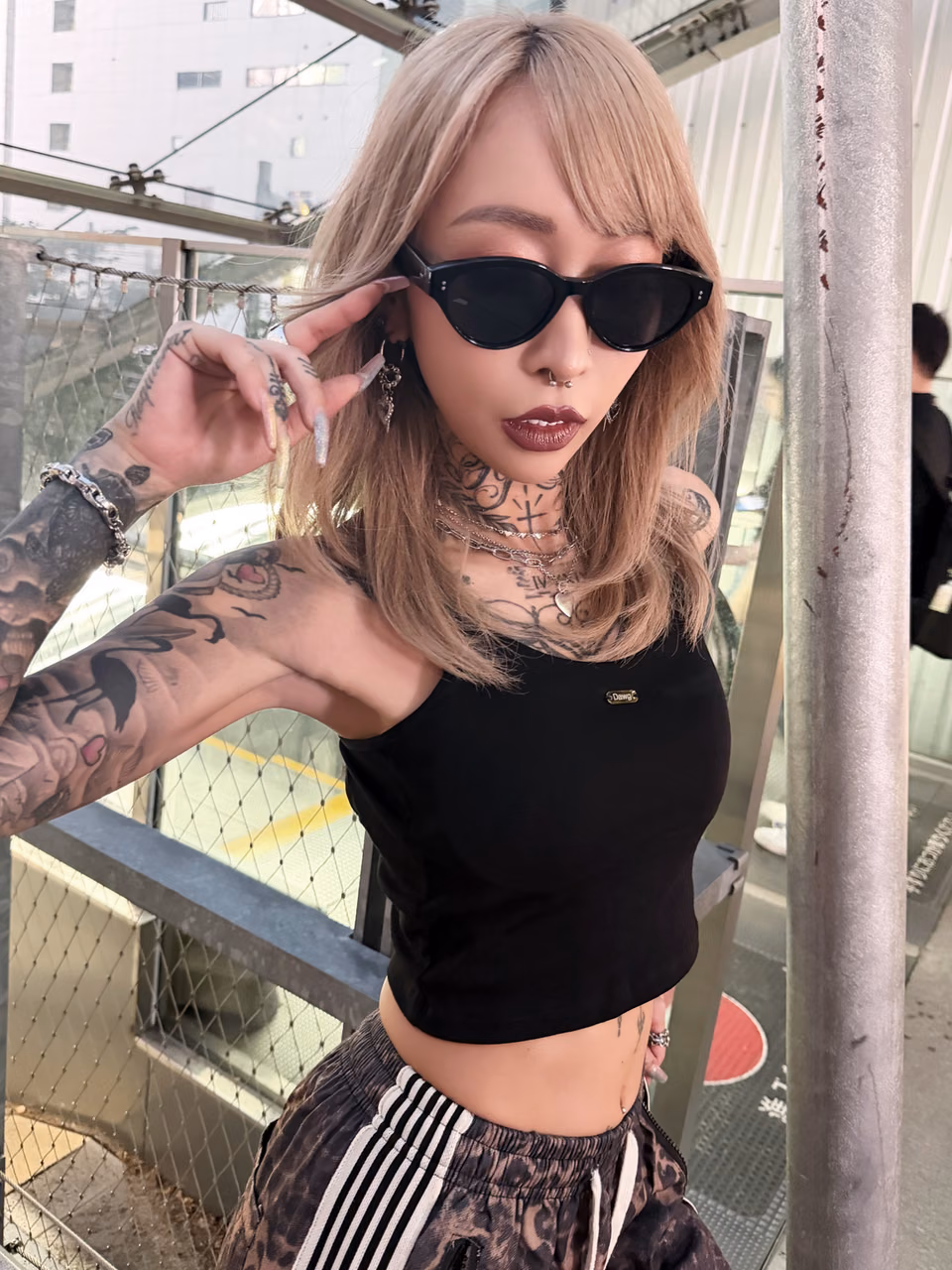 이즈미 마나 23