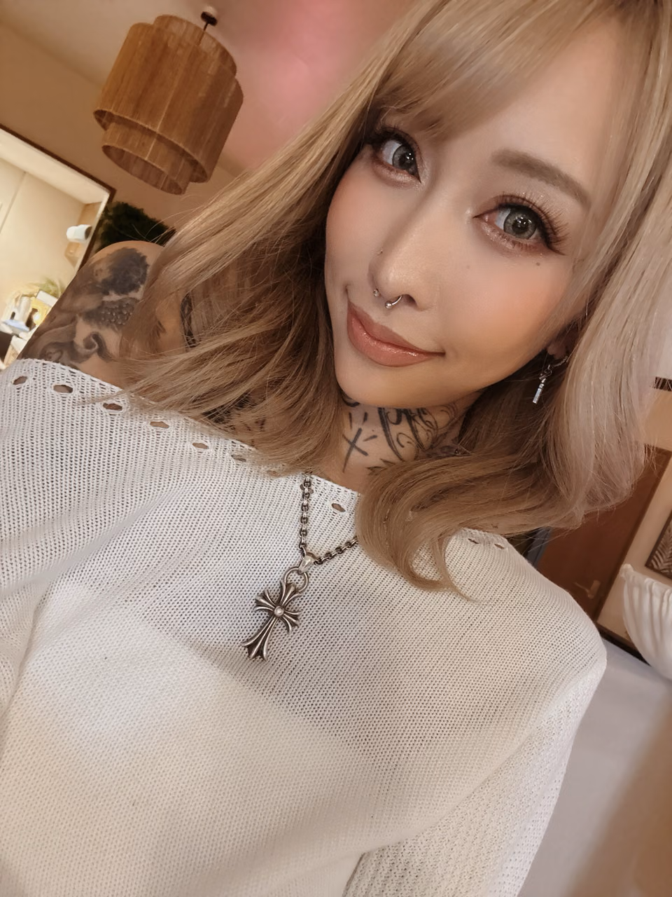 이즈미 마나 30