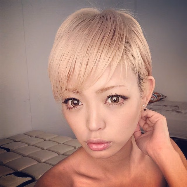스미카와 로아 13