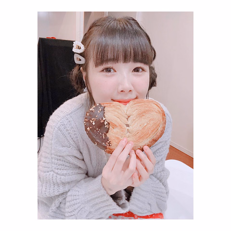 타카하시 마리 12
