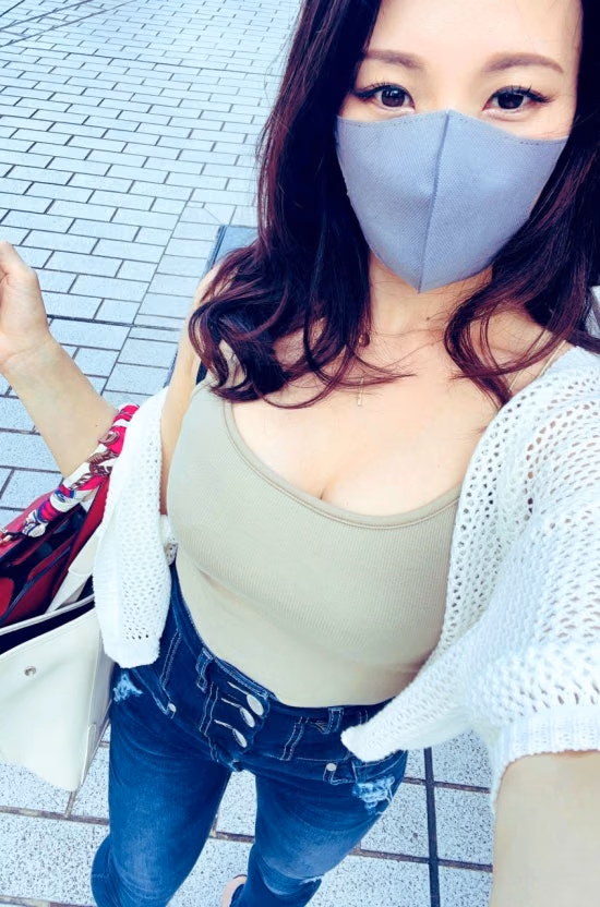 伊東沙蘭 11
