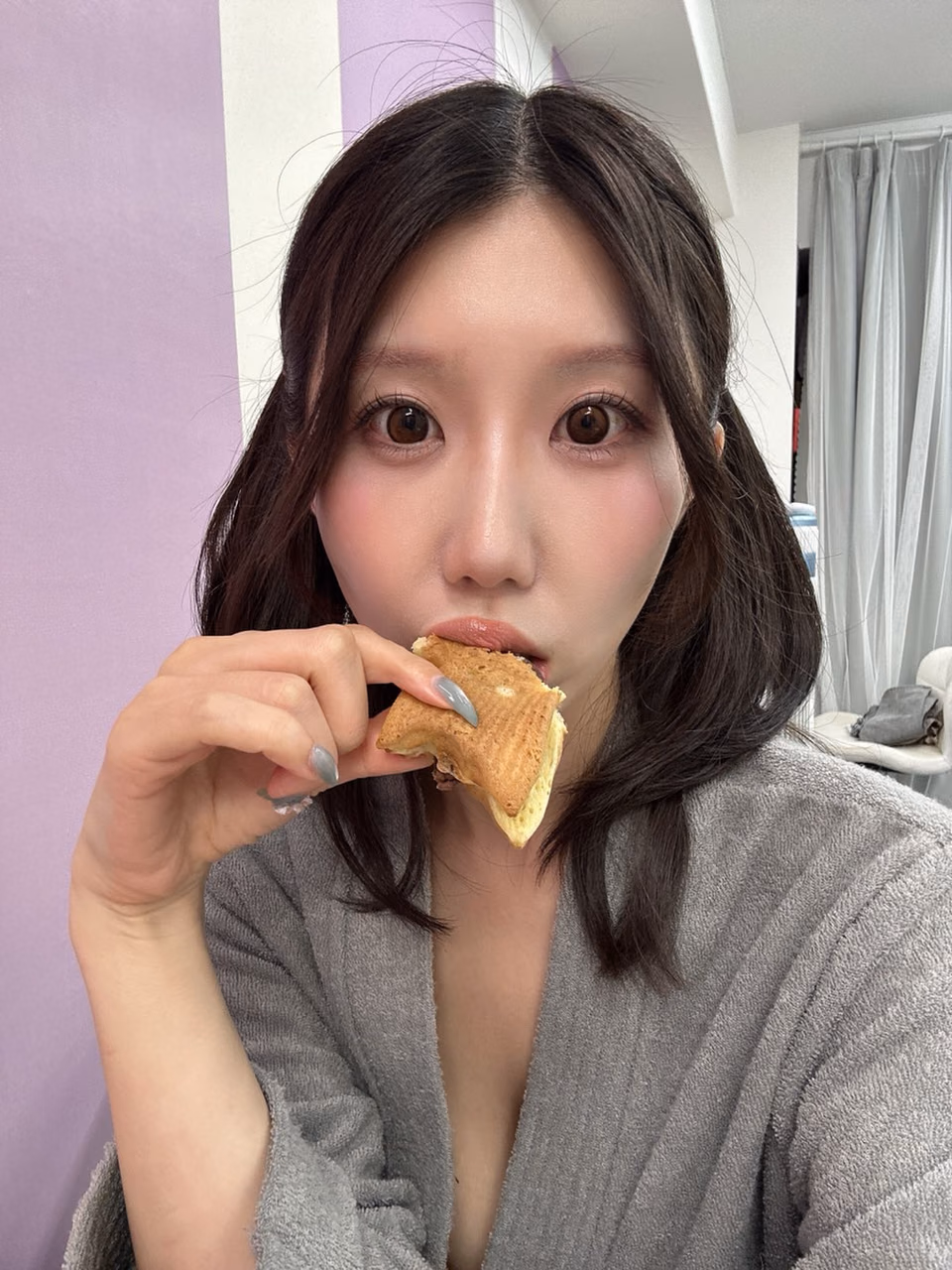 谷あづさ 8