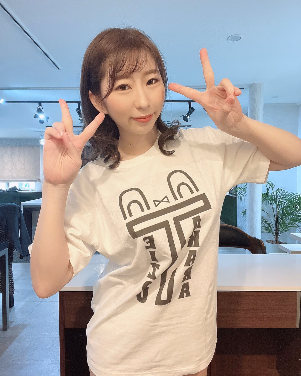 타카라다 모나미 6