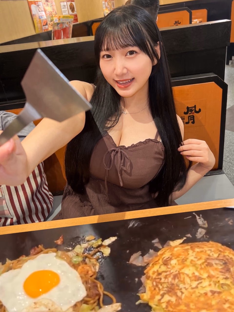 히메사키 하나 24