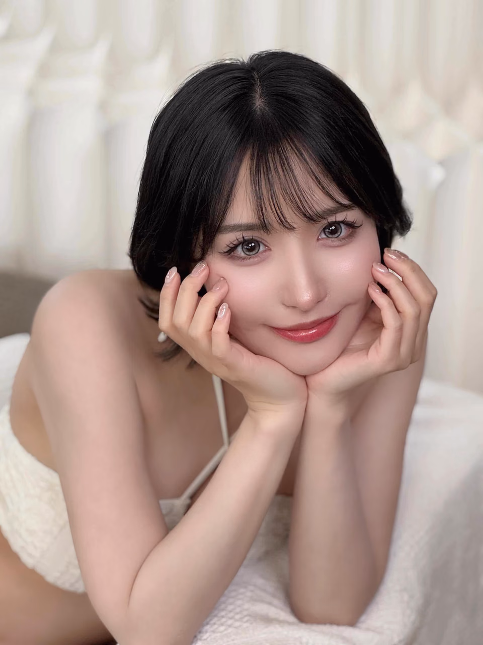 모모나가 사리나 3