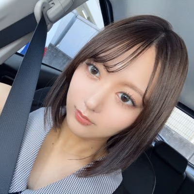 梓まりの 2