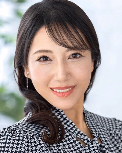시라이시 오시에 1