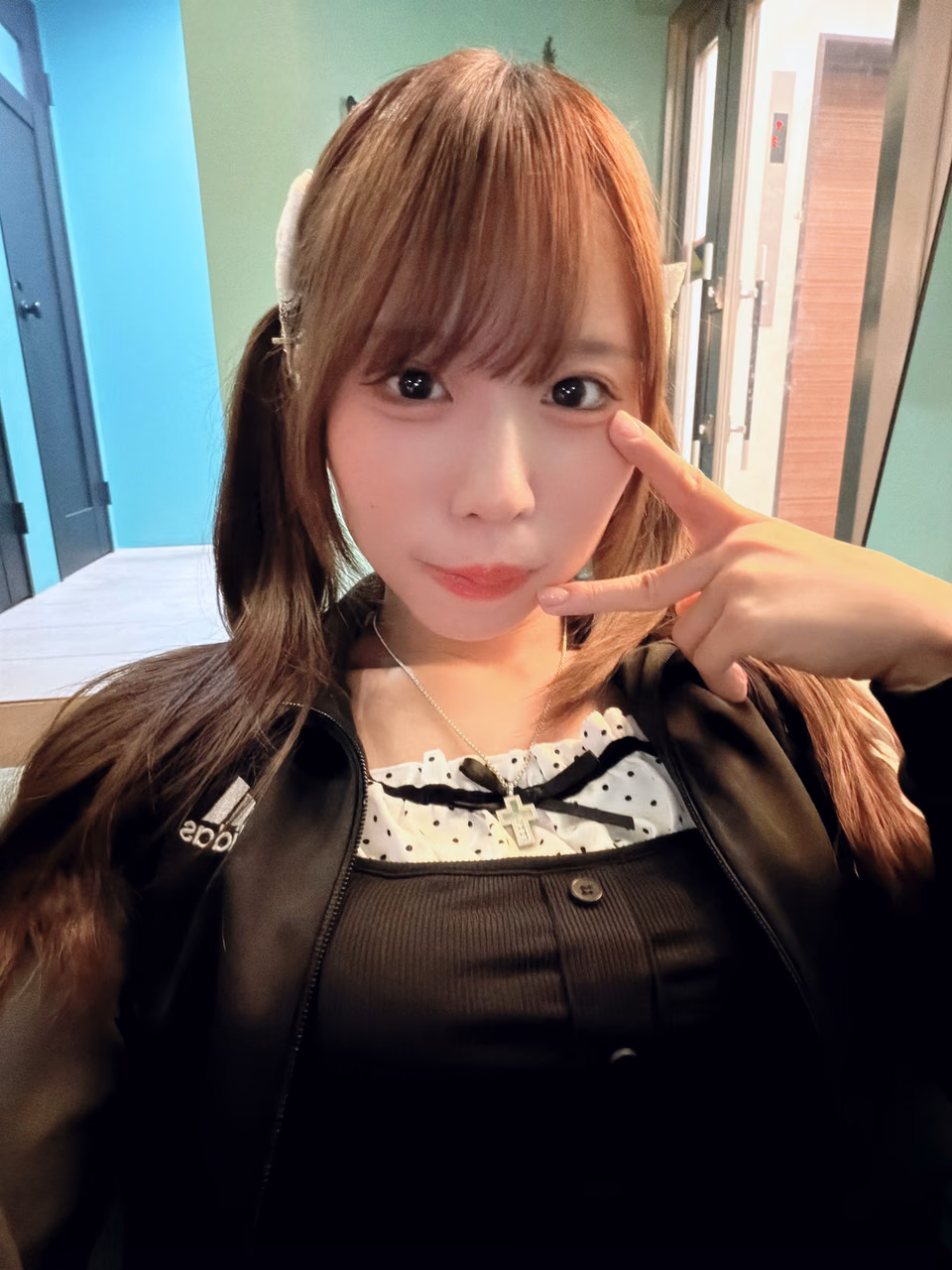 아마우 리리카 18
