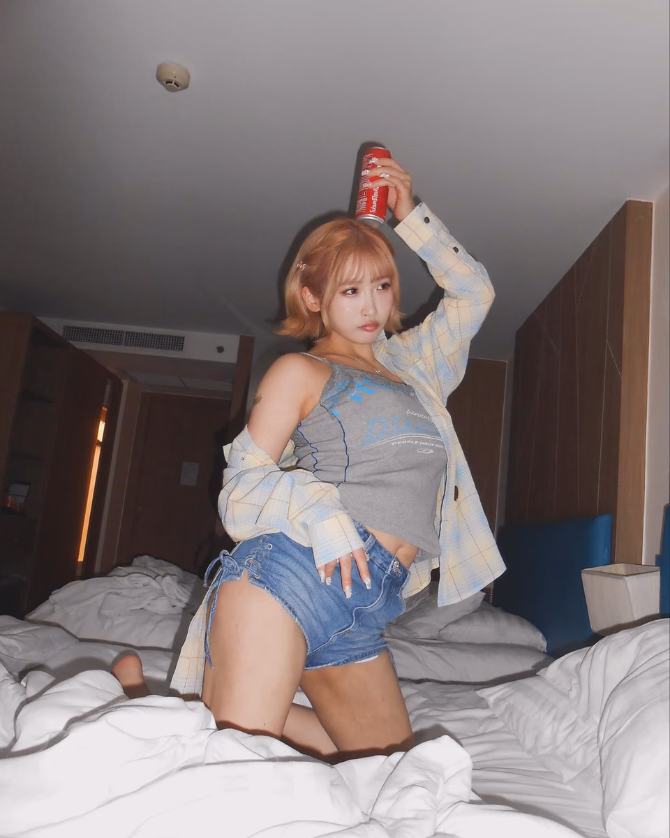 미소노 와카 19