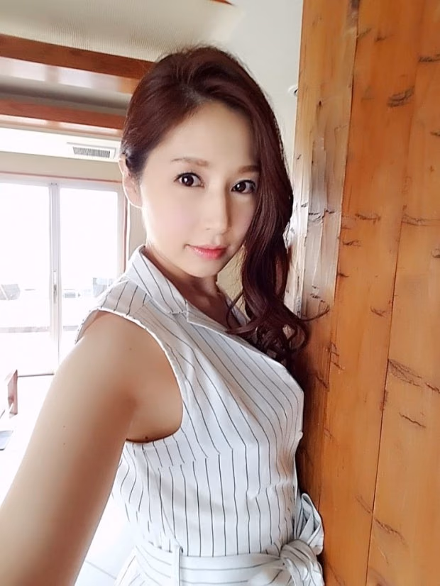 사사키 아키 8