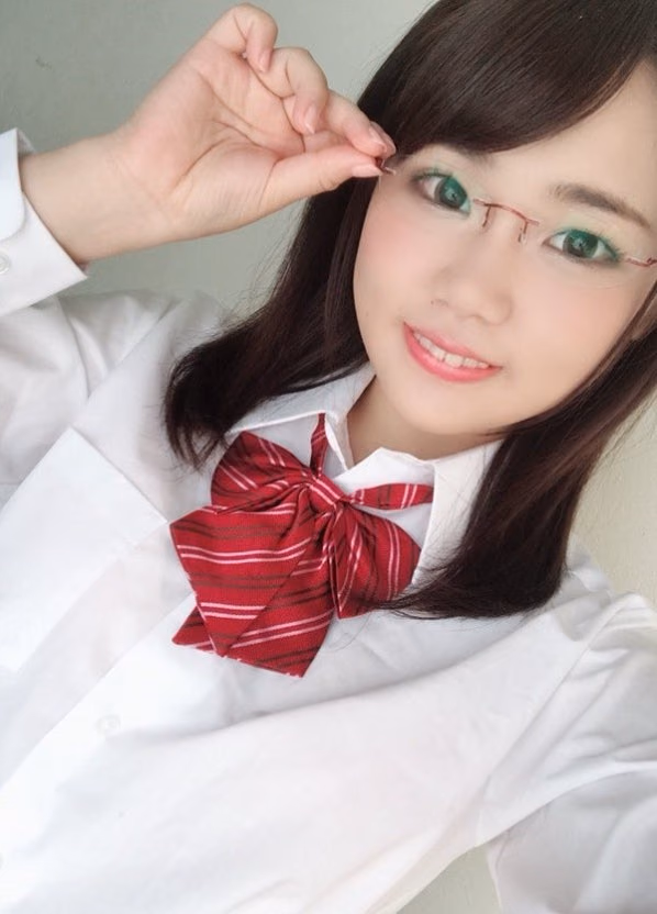 모치다 시오리 9