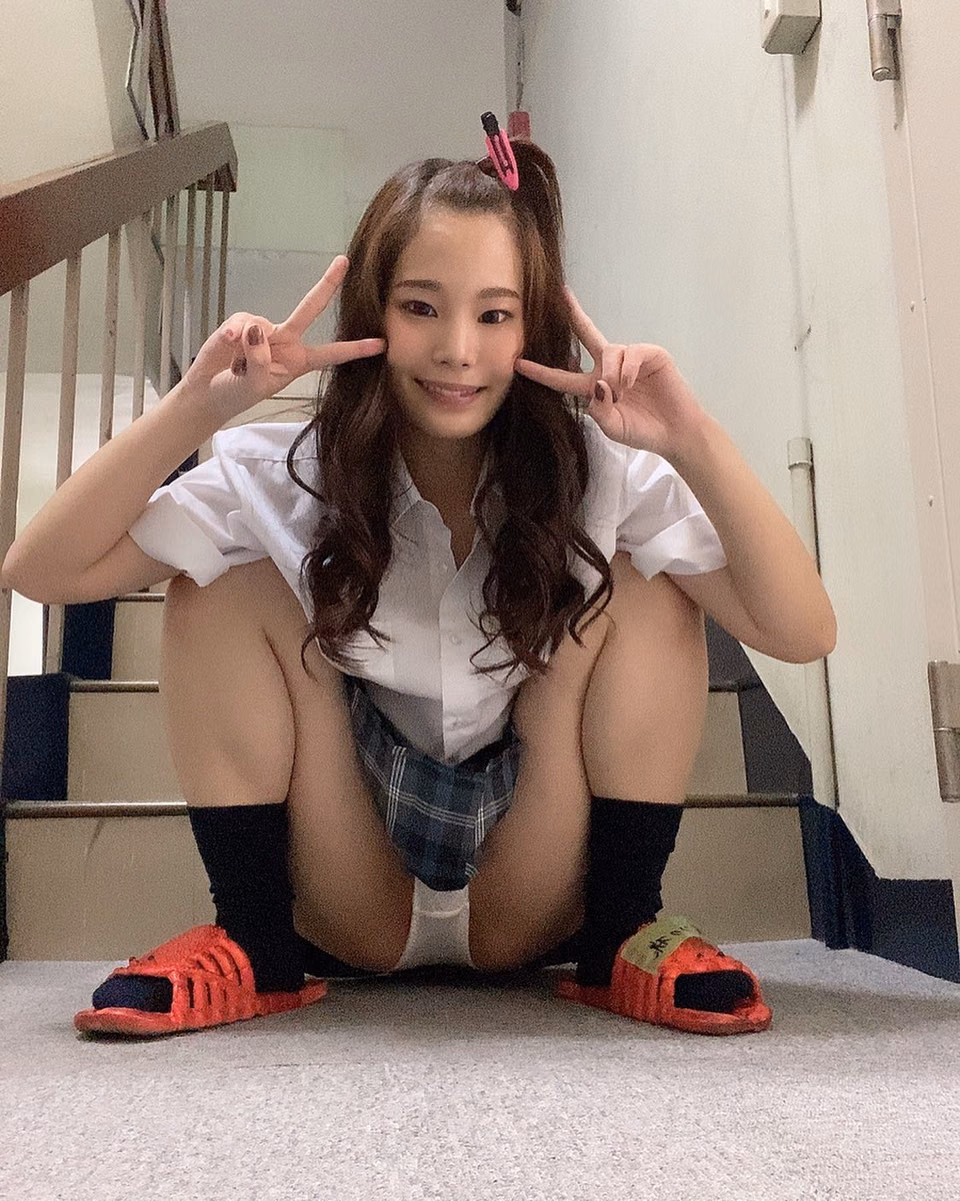 유키 리노 8